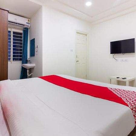 OYO 44149 Qualia Inn Kondapur Hyderabad Exterior foto