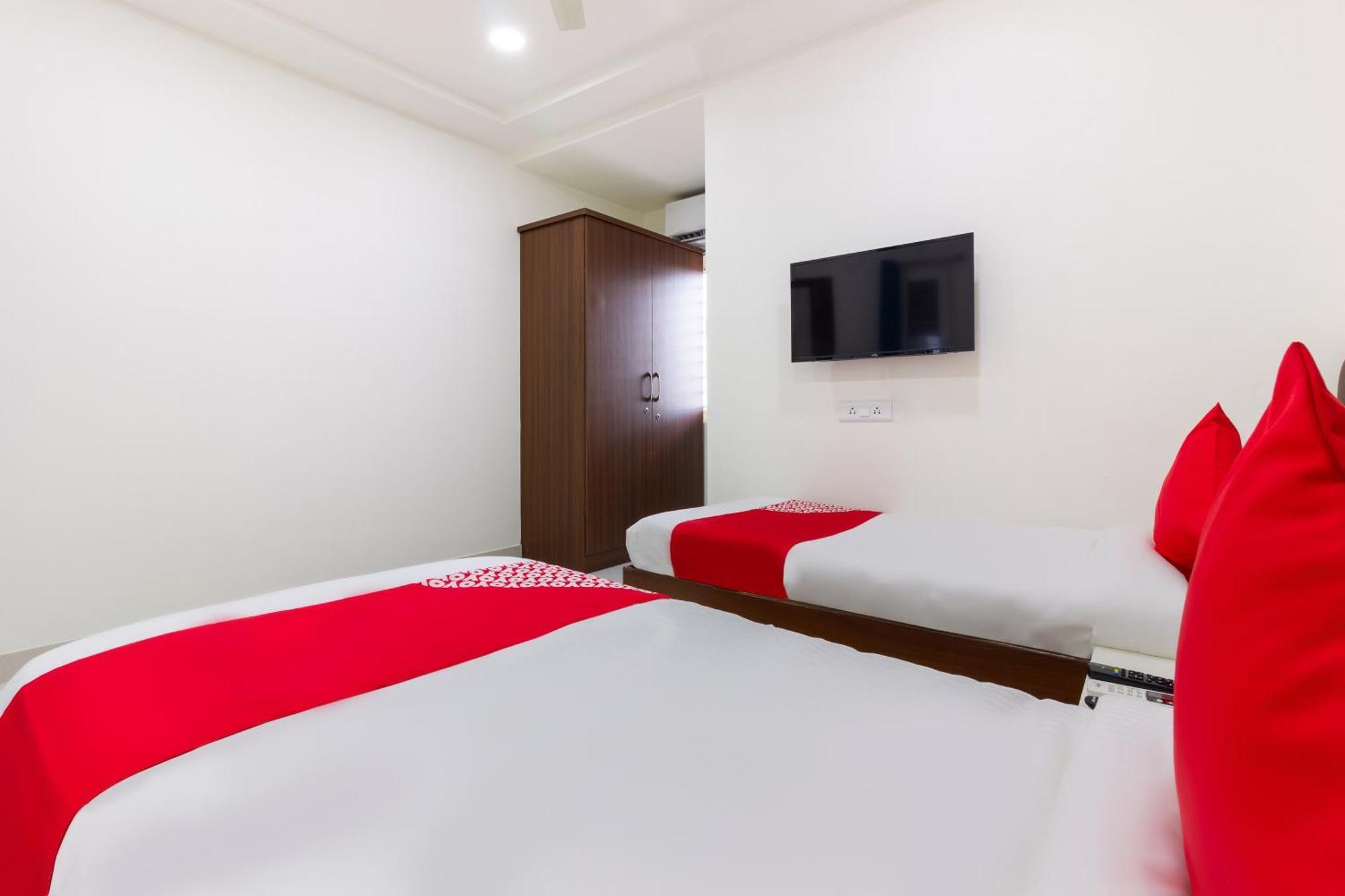OYO 44149 Qualia Inn Kondapur Hyderabad Exterior foto